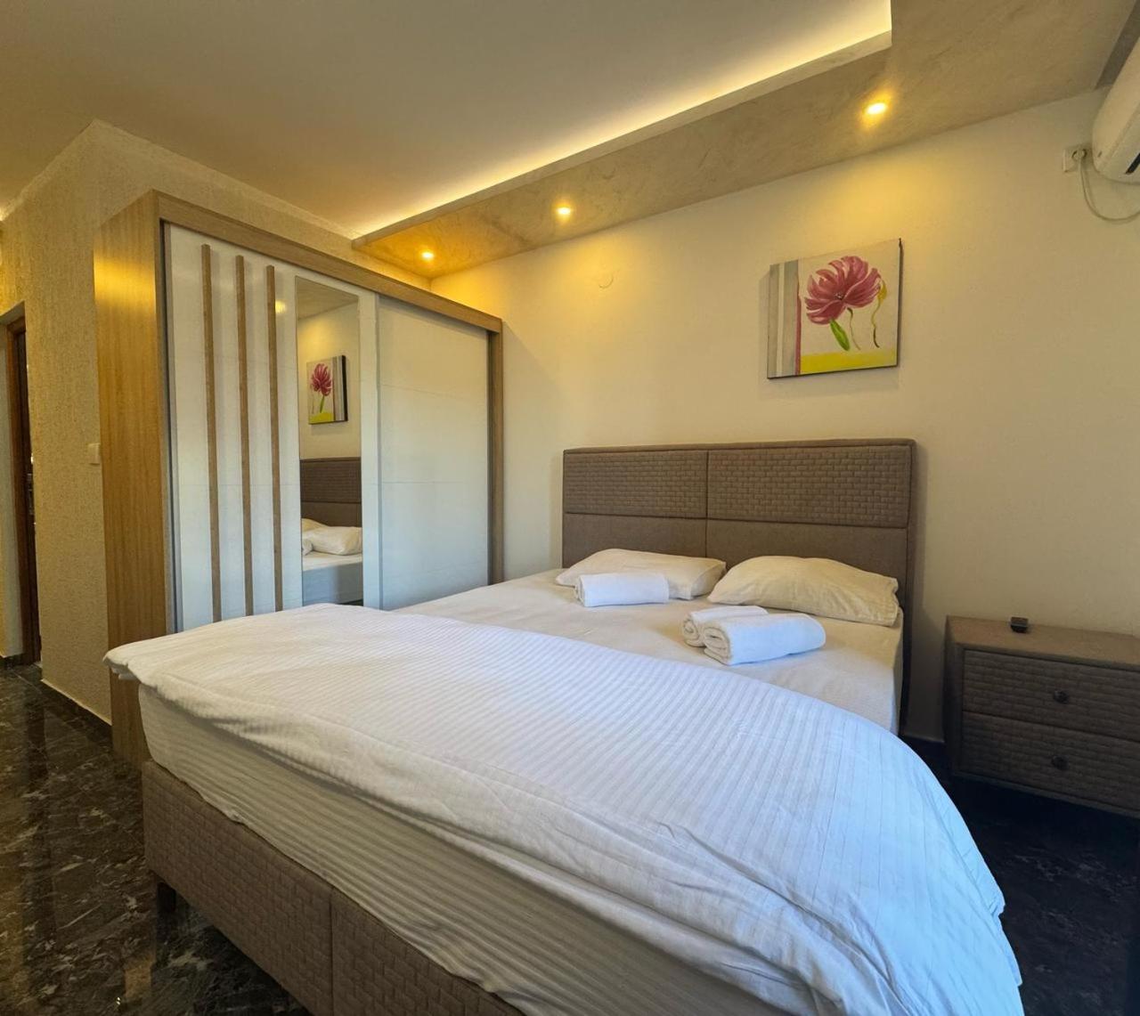 Beachfront Hotel Palma - Jaz Budua Esterno foto